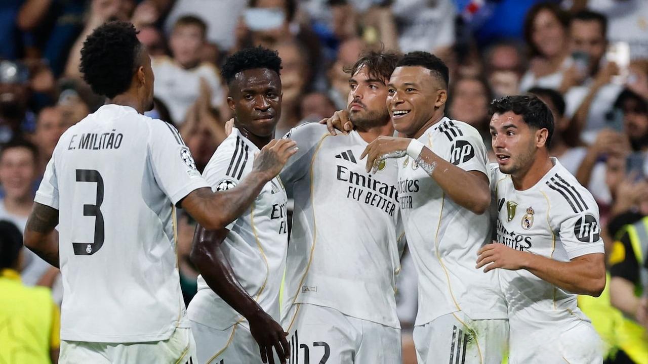 吉迪空砍28+11+11，生涯23次三双追平埃尔金·贝勒