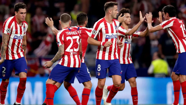 球星晒更衣室照，全队氛围太好了