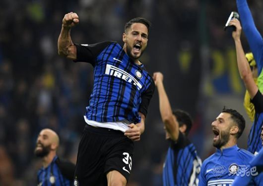 官方：阿森纳签下厄瓜多尔16岁双胞胎金特罗兄弟