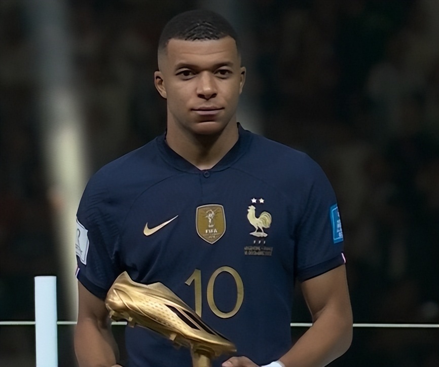 意甲半场：拉比奥世界波，托莫里送点，都灵2-1米兰