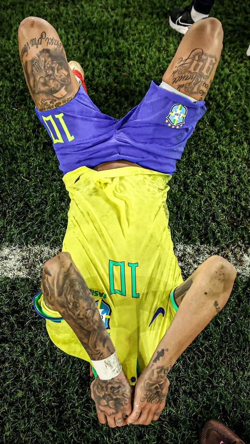 前队友莫尔费奥：让大因扎吉掏钱真的不容易，他有点小气