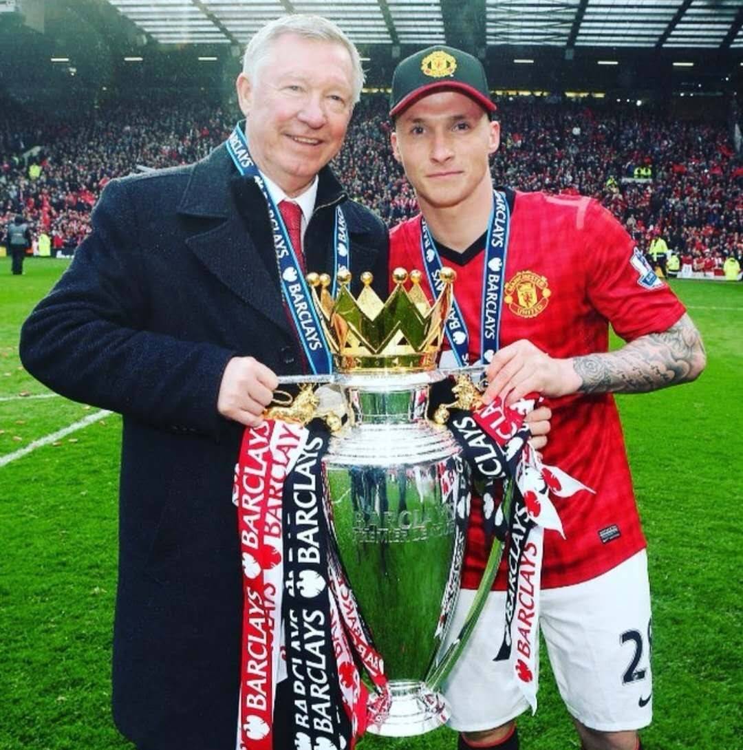 开始北伐！曼联在客场以4比1轻取狼队，3轮不败后升第6