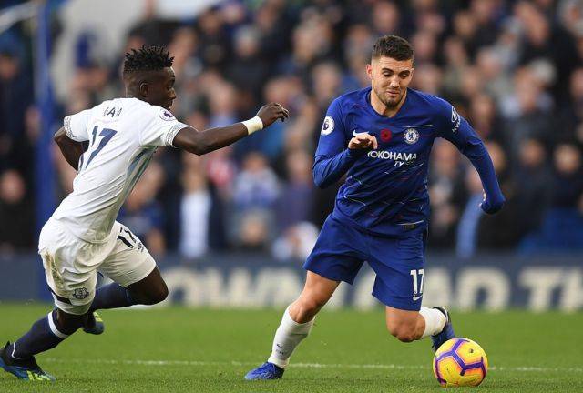 解析国米中场名将，球迷怒斥到莱万为他点赞，双刃剑用好能成惊喜